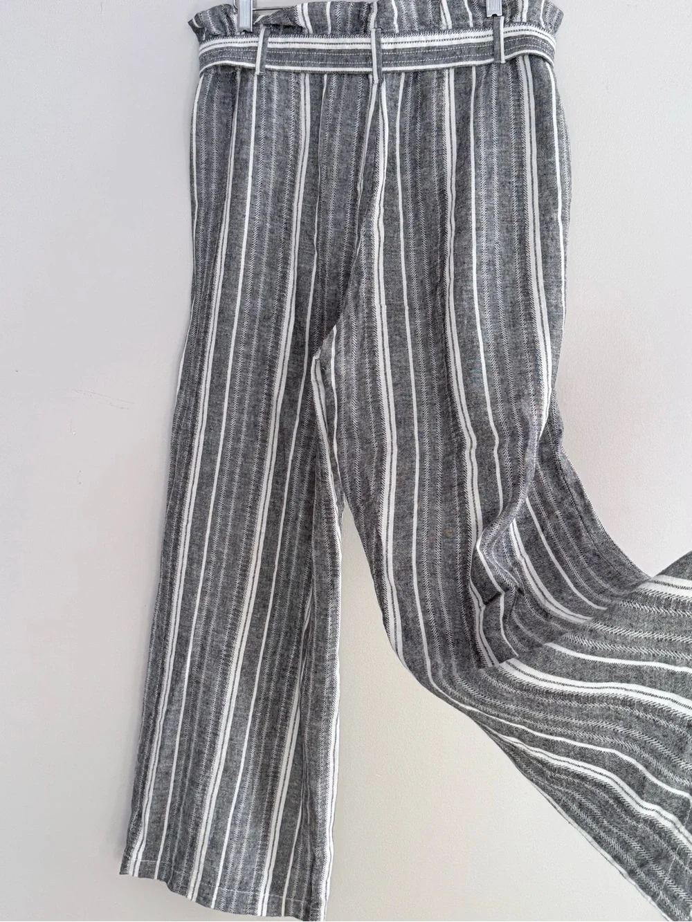 BANANA REPUBLIC FACTORY || Linen-Blend Paperbag Waist Wide-Leg Pants. Sz. 8